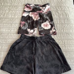 Woman’s Old Navy Floral Bike Shorts & Tie Dye Sweat Shorts, Size Small
